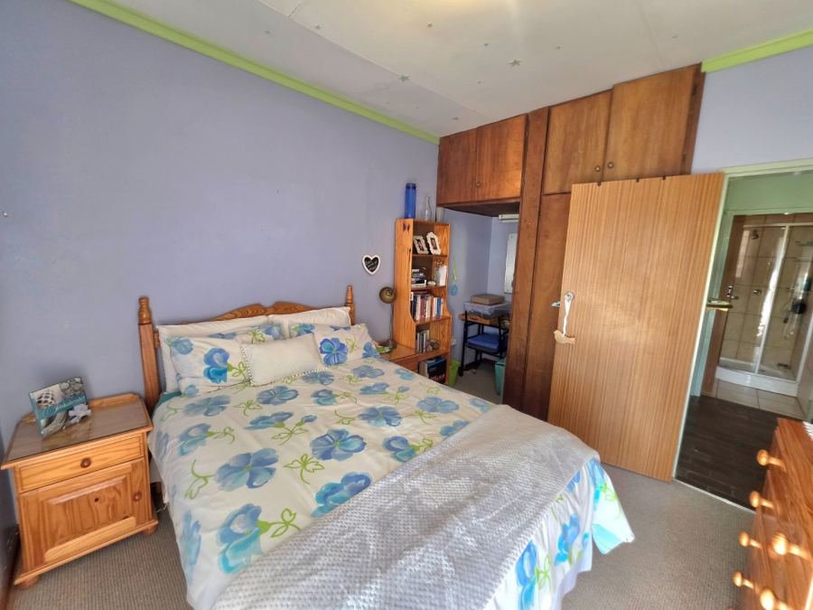5 Bedroom Property for Sale in Panorama Free State